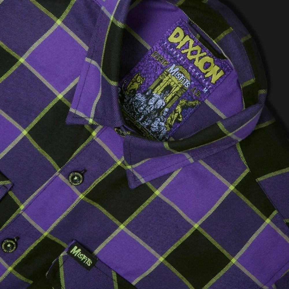 Dixon Flannel Co MISFITS Collab EARTH AD Limited
Edition Woman’s Flannel 2XL